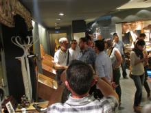 Jordi Satorra i Miquel Àngel Estradé ensenyant el museu a Oriol Junqueras (Ajuntament Les Borges Blanques)